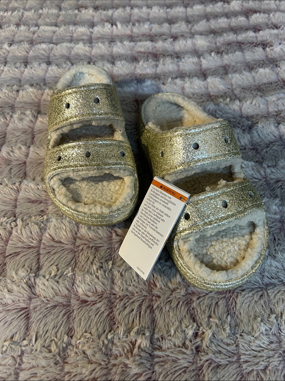 Crocs Classic Women's Cozy Gold Glitter Sandals size 5 New